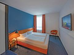 Zimmerbild 73