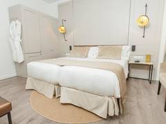 Zimmerbild 16