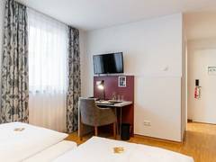 Zimmerbild 3