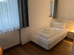 Zimmerbild 13