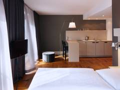 Zimmerbild 6