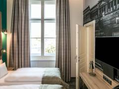 Zimmerbild 8