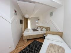 Zimmerbild 8