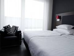 Zimmerbild 7