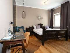 Zimmerbild 28