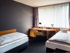 Zimmerbild 4