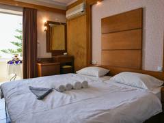Zimmerbild 8