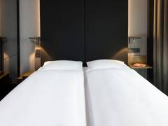 Zimmerbild 6
