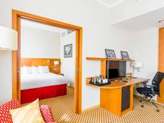 Zimmerbild 8