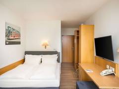 Zimmerbild 8