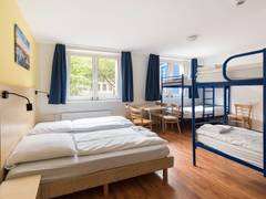 Zimmerbild 28