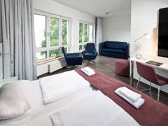 Zimmerbild 7