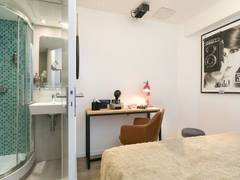 Zimmerbild 8