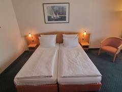 Zimmerbild 13