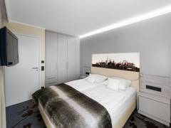 Zimmerbild 48