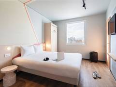 Zimmerbild 12