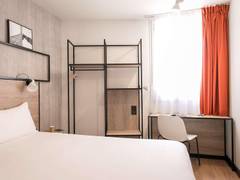 Zimmerbild 8