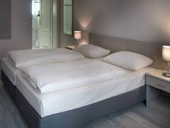 Zimmerbild 8