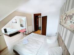 Zimmerbild 9