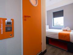 Zimmerbild 9