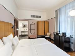 Zimmerbild 6