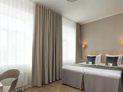 Zimmerbild 9