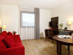 Zimmerbild 13