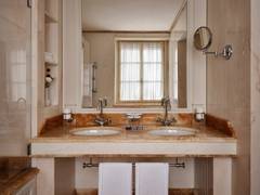 Zimmerbild 28