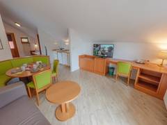 Zimmerbild 6
