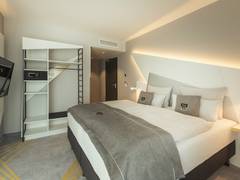 Zimmerbild 13