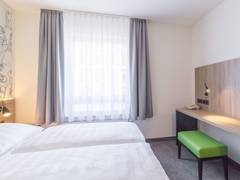 Zimmerbild 25