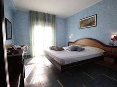 Zimmerbild 8