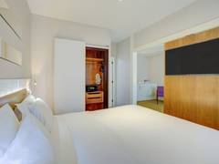 Zimmerbild 6