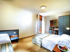 Zimmerbild 4