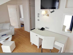 Zimmerbild 12