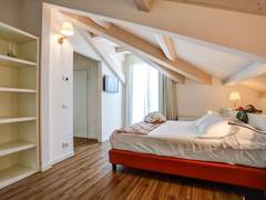 Zimmerbild 11