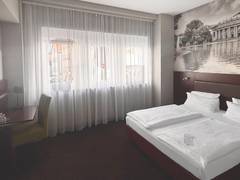 Zimmerbild 22