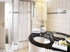 Zimmerbild 15