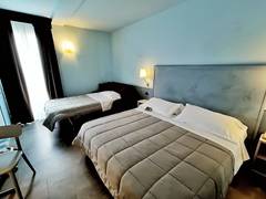 Zimmerbild 9
