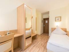 Zimmerbild 28