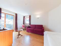 Zimmerbild 4