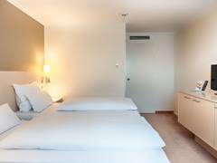 Zimmerbild 6