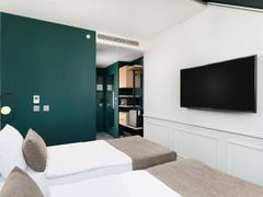 Zimmerbild 8