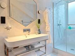 Zimmerbild 28