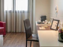 Zimmerbild 8
