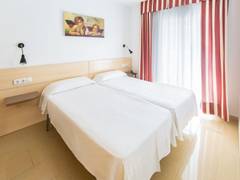 Zimmerbild 80