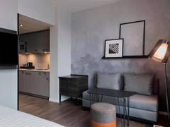 Zimmerbild 12