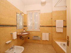 Zimmerbild 23