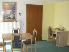 Zimmerbild 4