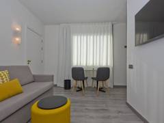 Zimmerbild 6